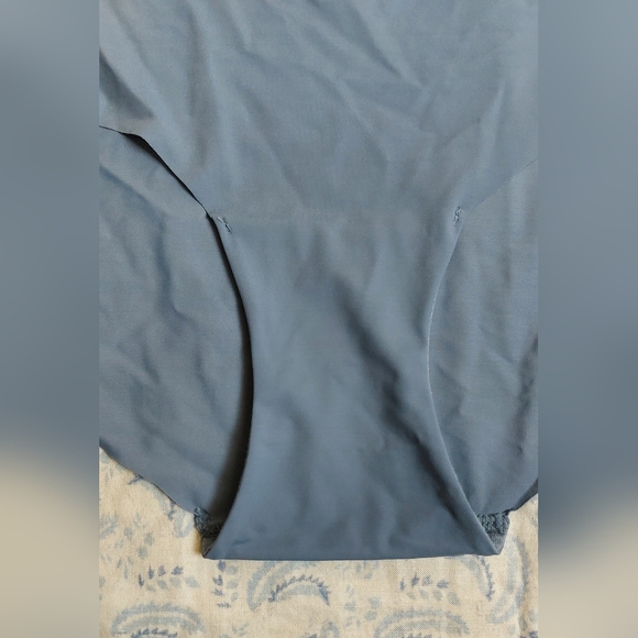 NWT 2 Pc Hipster Panty Set - Picture 2 of 6